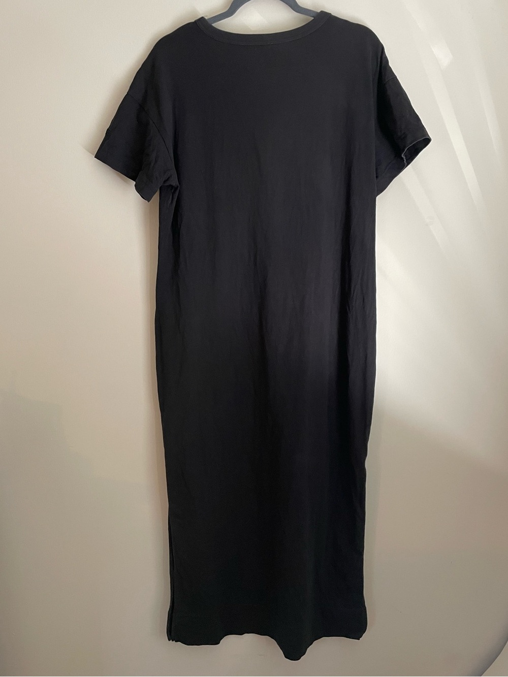 Everlane Tee Dress Black Maxi Side Slits Short Sleeve Size M - Picture 2 of 9